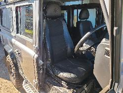 View Land Rover Defender 2013
