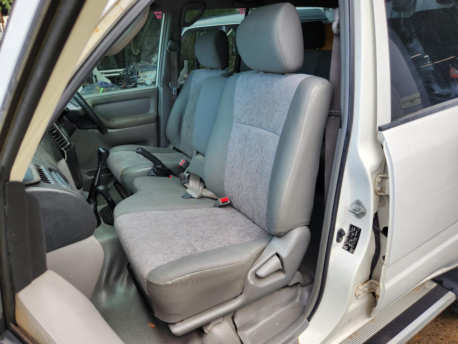 View Toyota Landcruiser 2006 4 Door Station Wagon