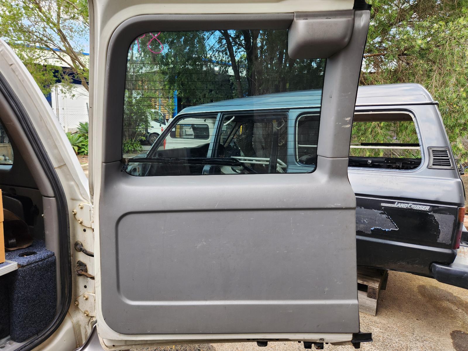 View Toyota Landcruiser 2006 4 Door Station Wagon