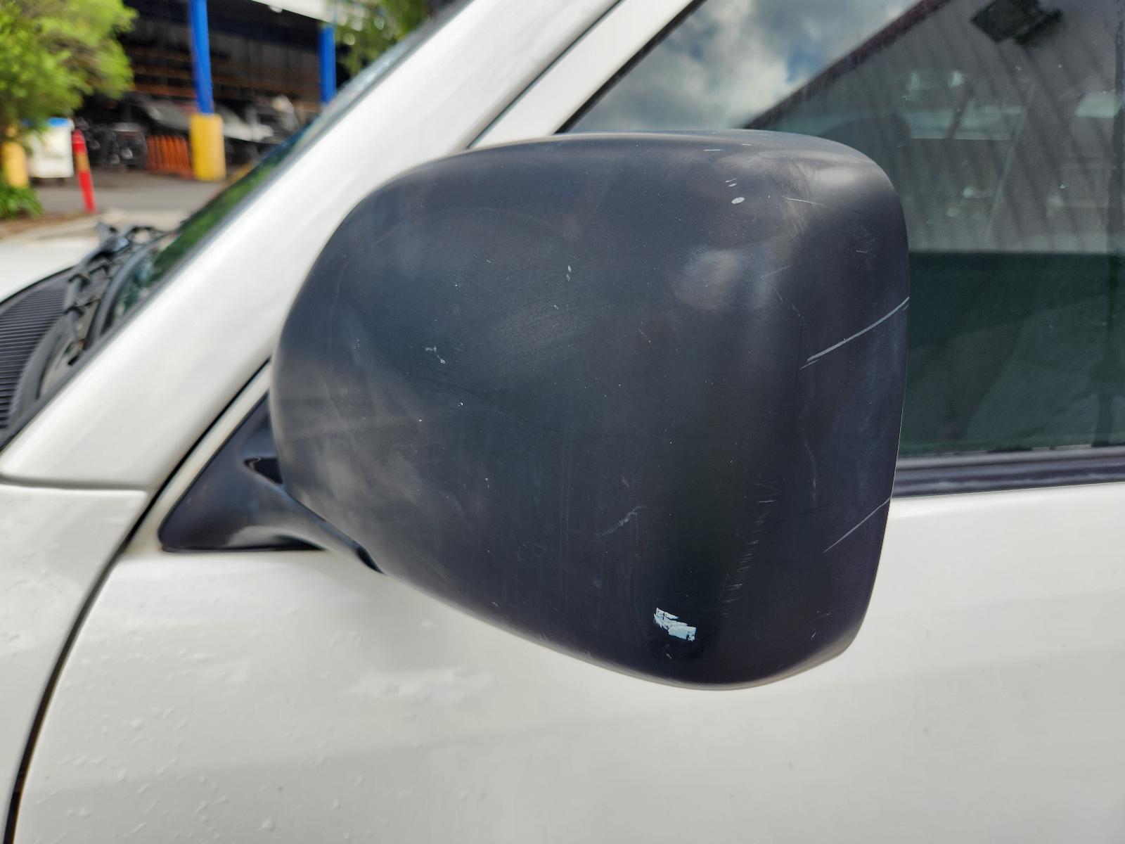 View Toyota Landcruiser 2006 4 Door Station Wagon