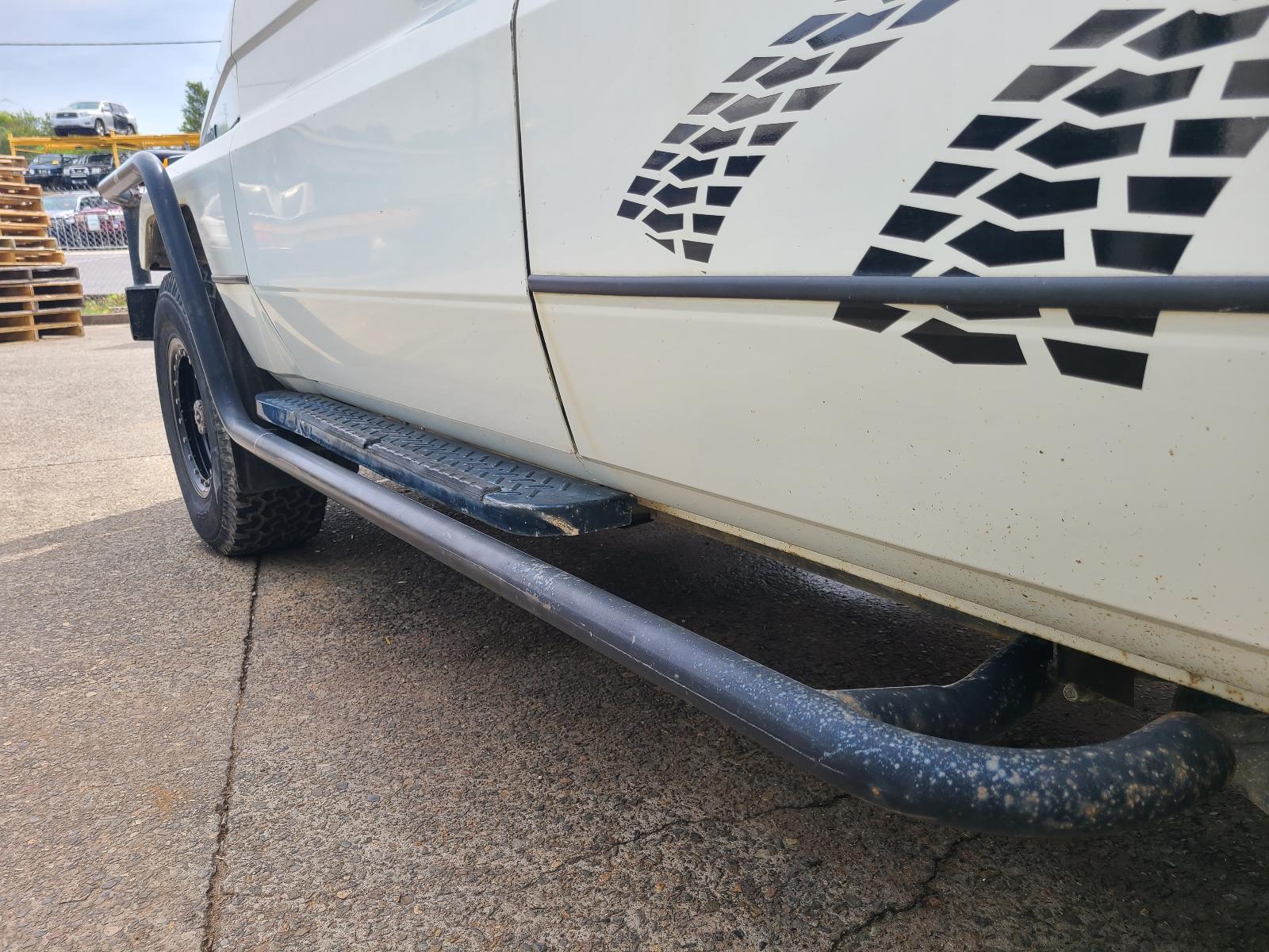 View Toyota Landcruiser 1990 2 Door Station Wagon