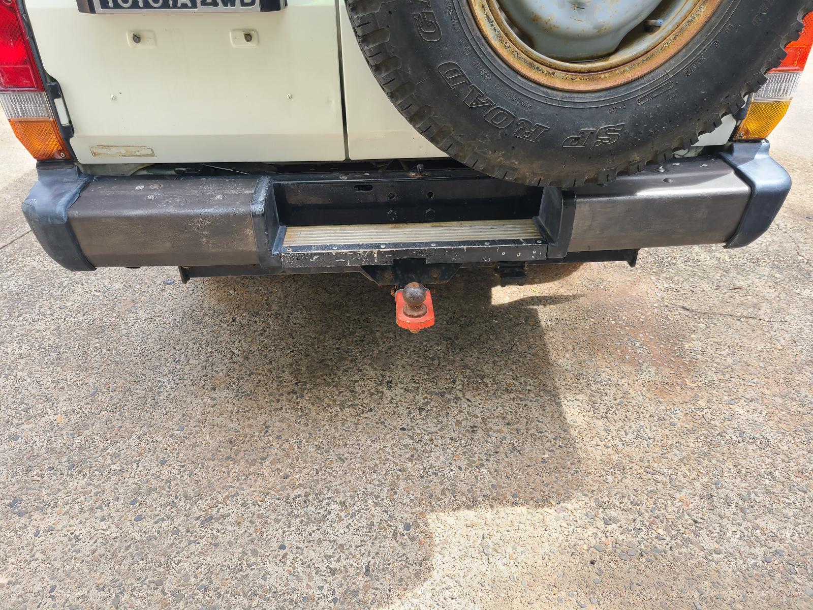 View Toyota Landcruiser 1990 2 Door Station Wagon