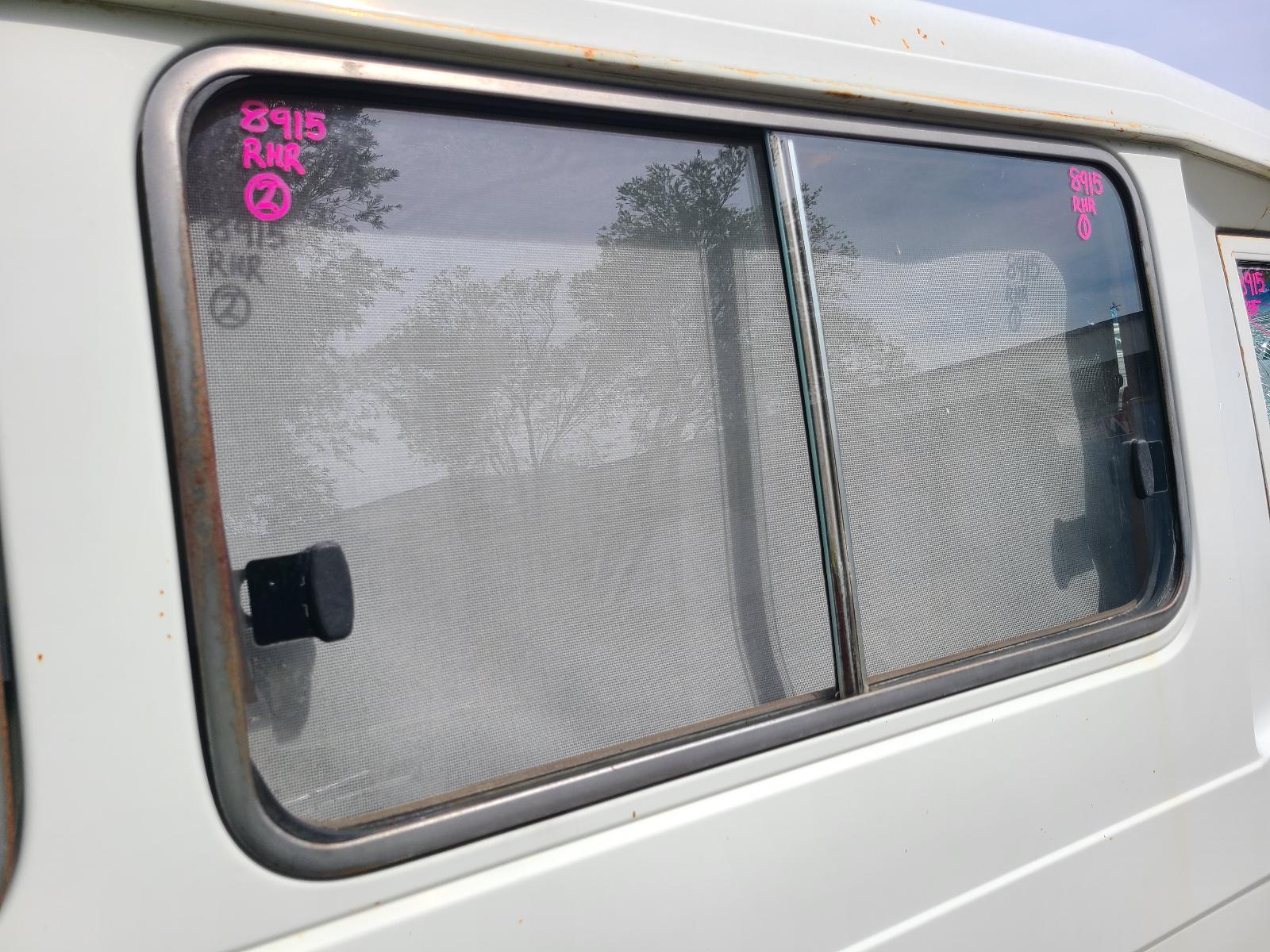 View Toyota Landcruiser 1990 2 Door Station Wagon