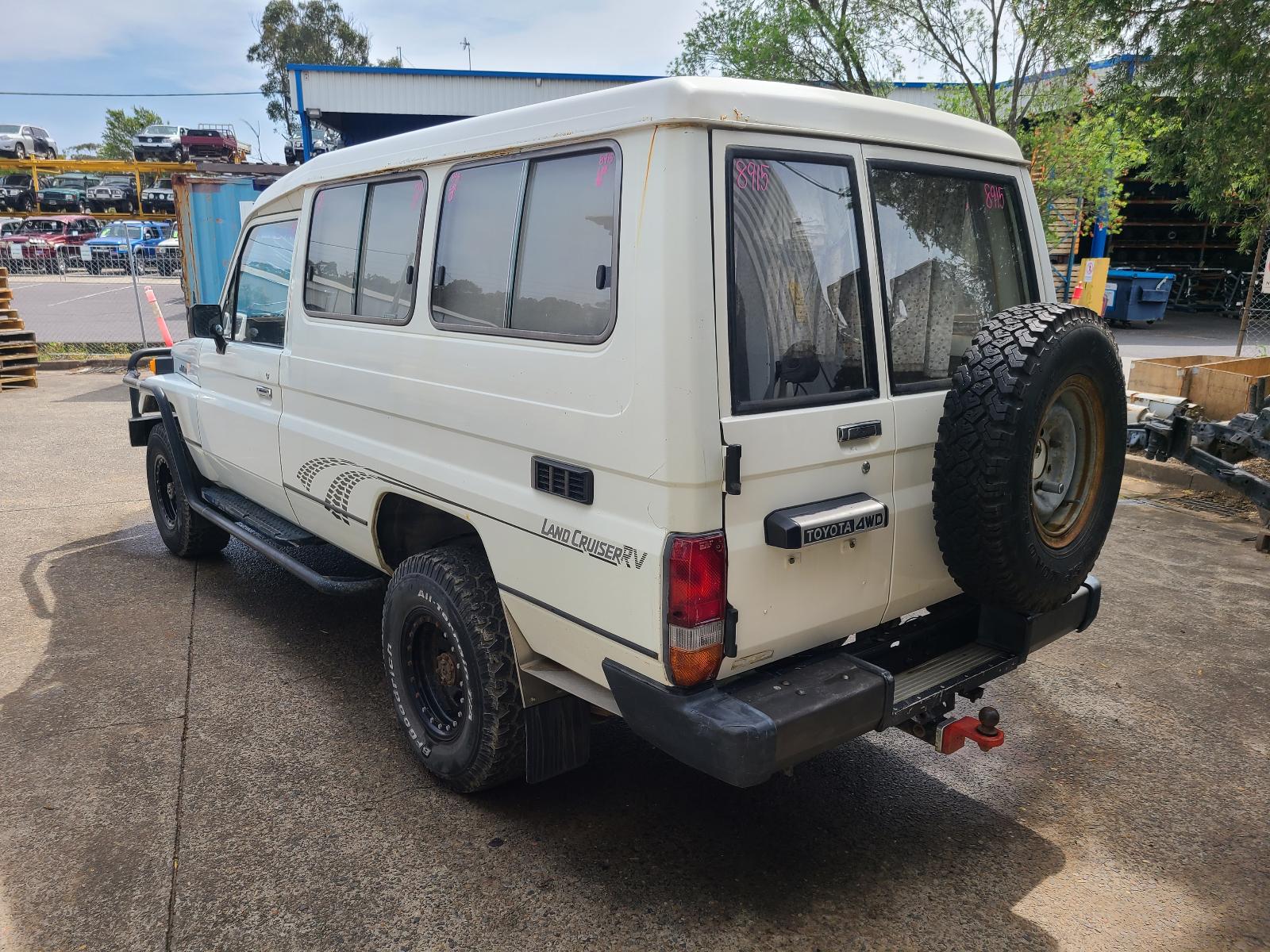 View Toyota Landcruiser 1990 2 Door Station Wagon