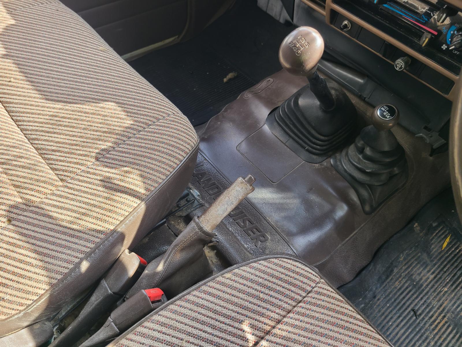 View Toyota Landcruiser 1990 2 Door Station Wagon