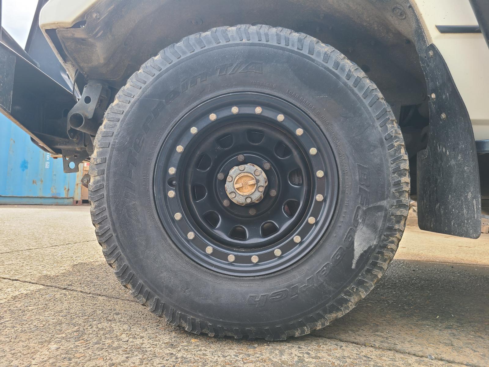 View Toyota Landcruiser 1990 2 Door Station Wagon