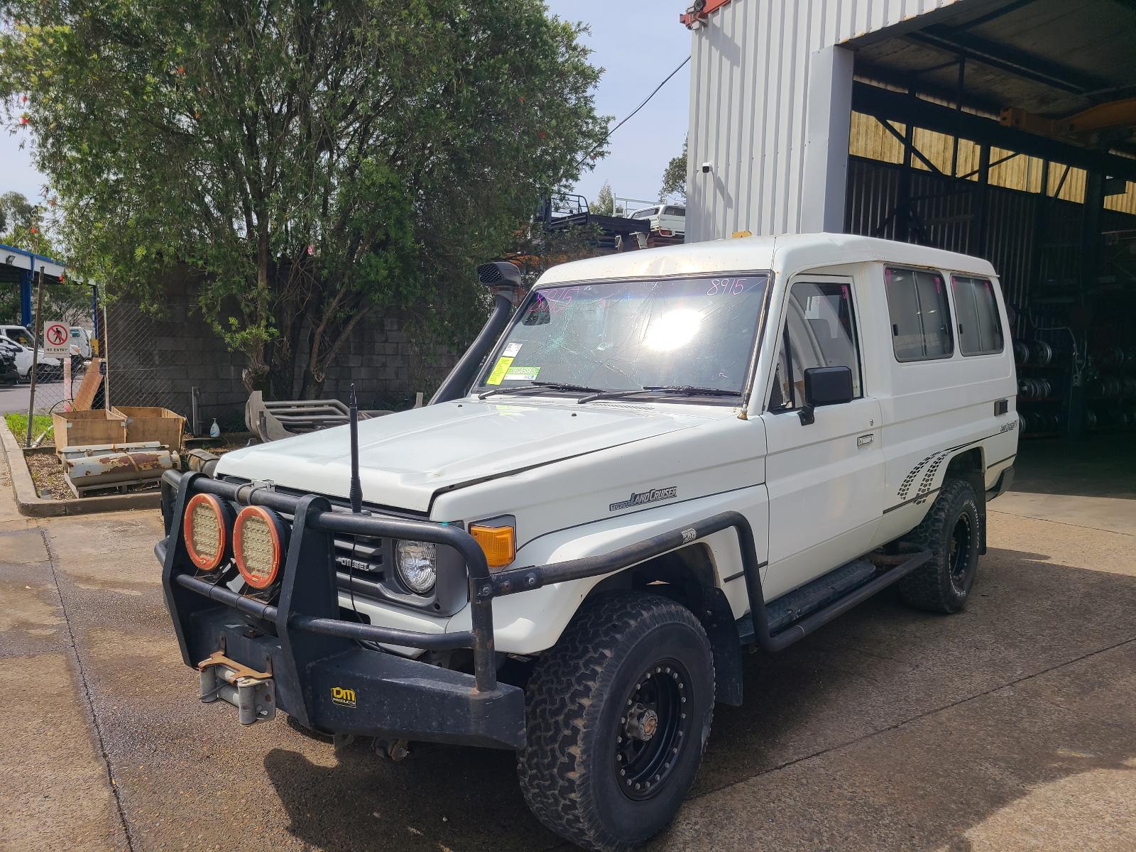 View Toyota Landcruiser 1990 2 Door Station Wagon