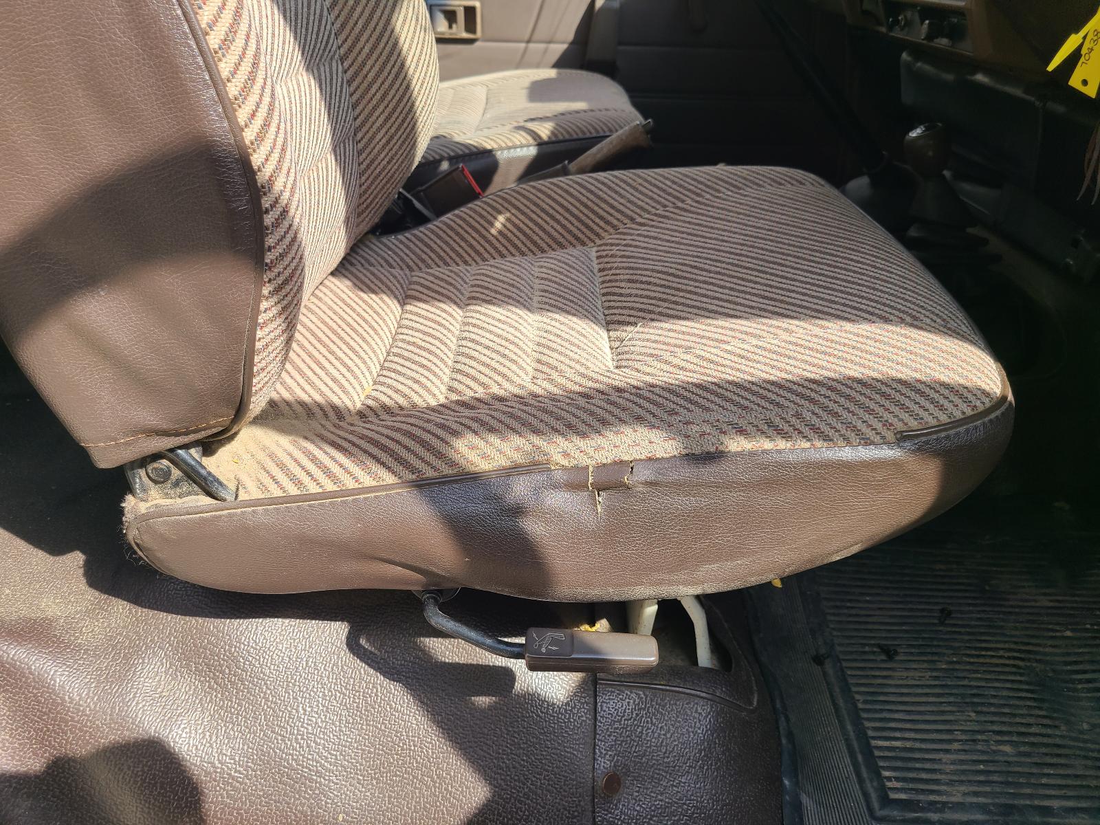 View Toyota Landcruiser 1990 2 Door Station Wagon