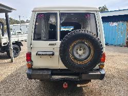 View Toyota Landcruiser 1990 2 Door Station Wagon