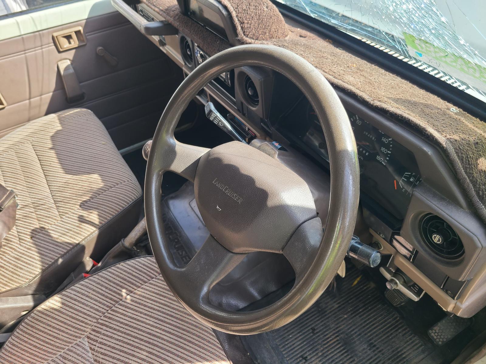 View Toyota Landcruiser 1990 2 Door Station Wagon