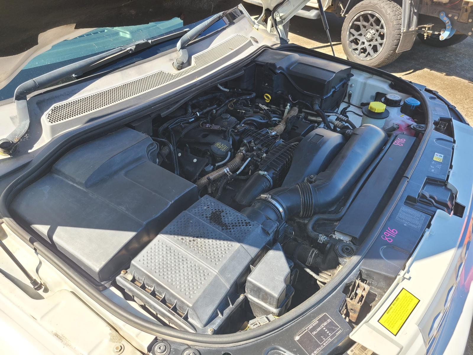 View Land Rover Discovery 2011 4 Door Station Wagon