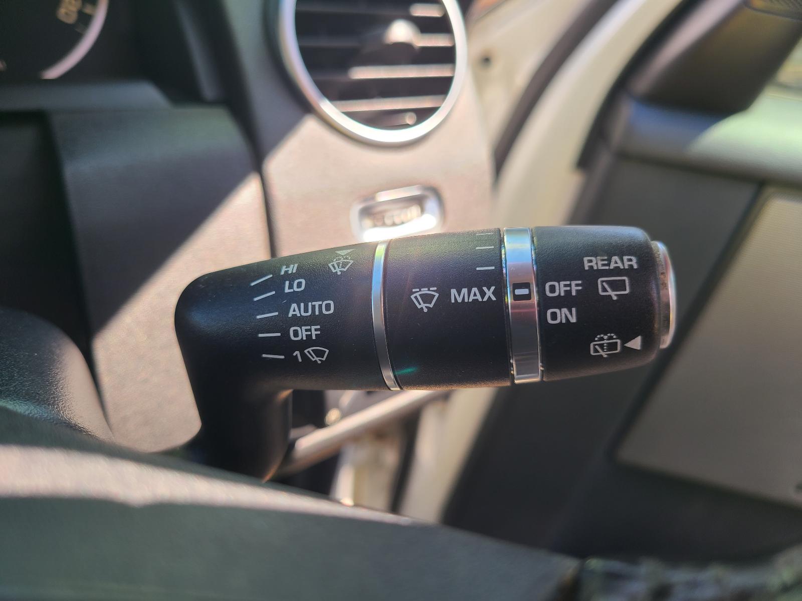 View Land Rover Discovery 2011 4 Door Station Wagon