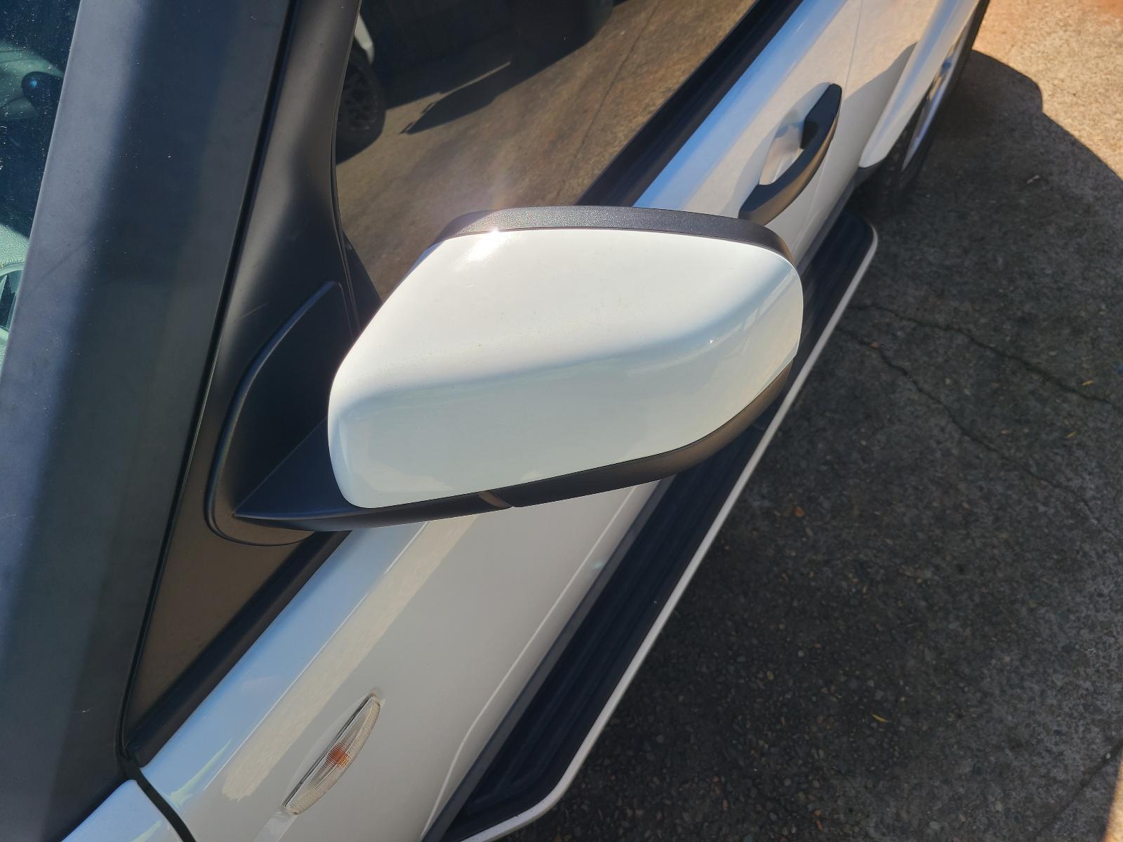 View Land Rover Discovery 2011 4 Door Station Wagon