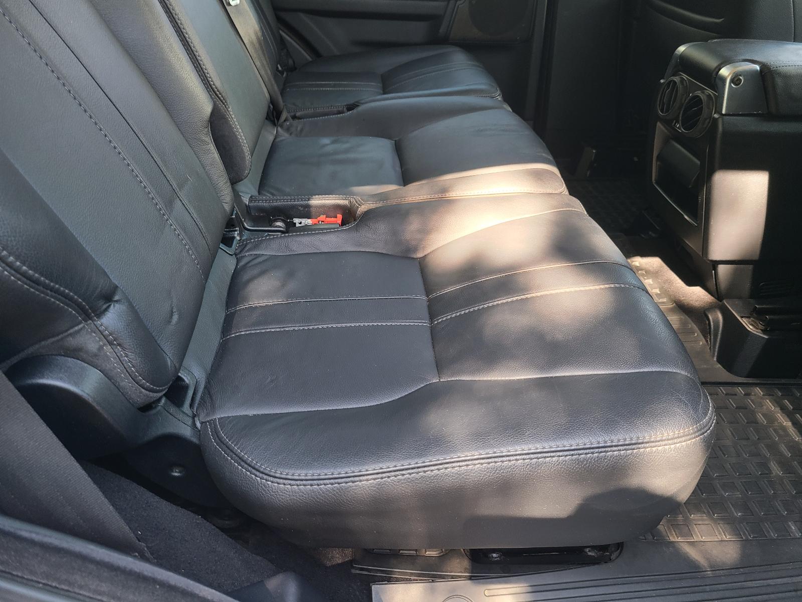 View Land Rover Discovery 2011 4 Door Station Wagon