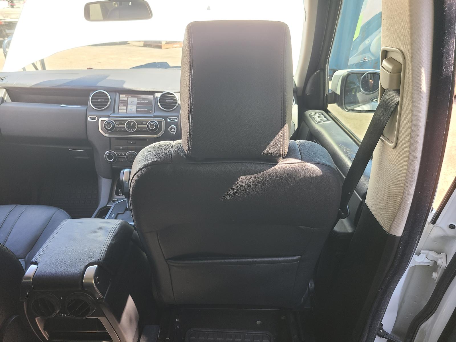 View Land Rover Discovery 2011 4 Door Station Wagon