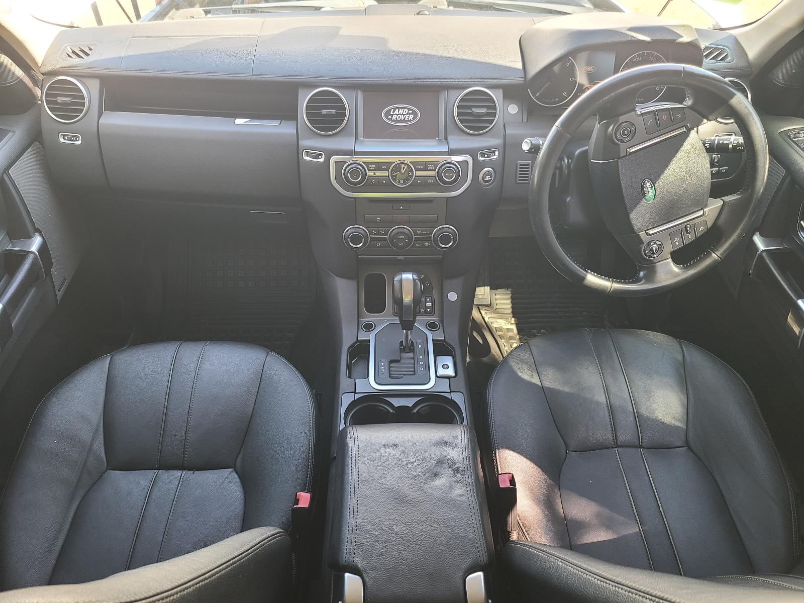 View Land Rover Discovery 2011 4 Door Station Wagon