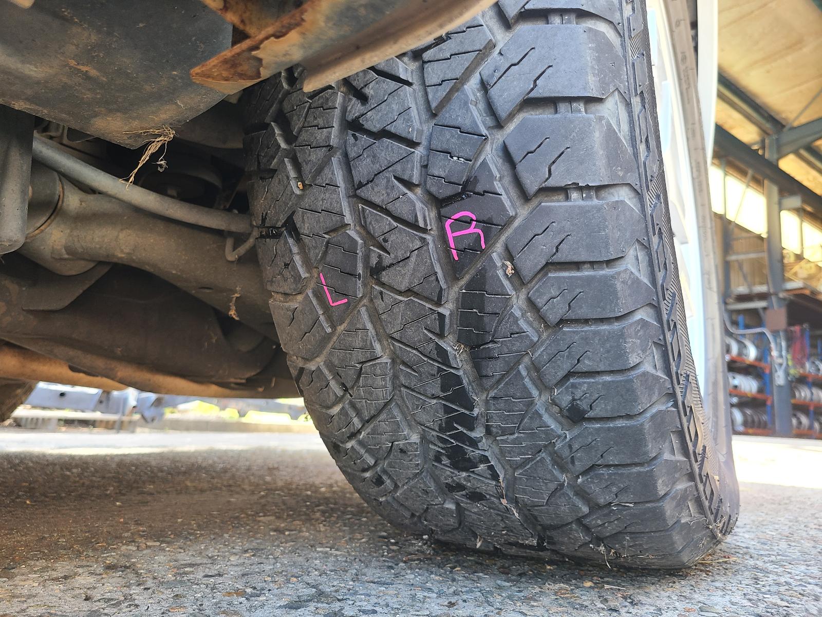 View Land Rover Discovery 2011 4 Door Station Wagon