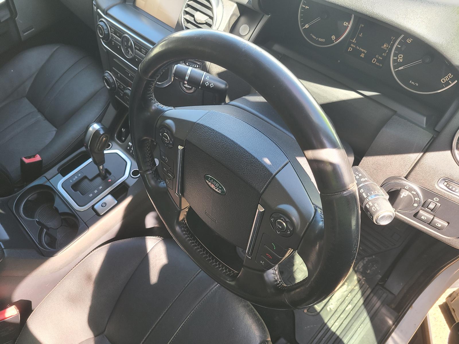 View Land Rover Discovery 2011 4 Door Station Wagon