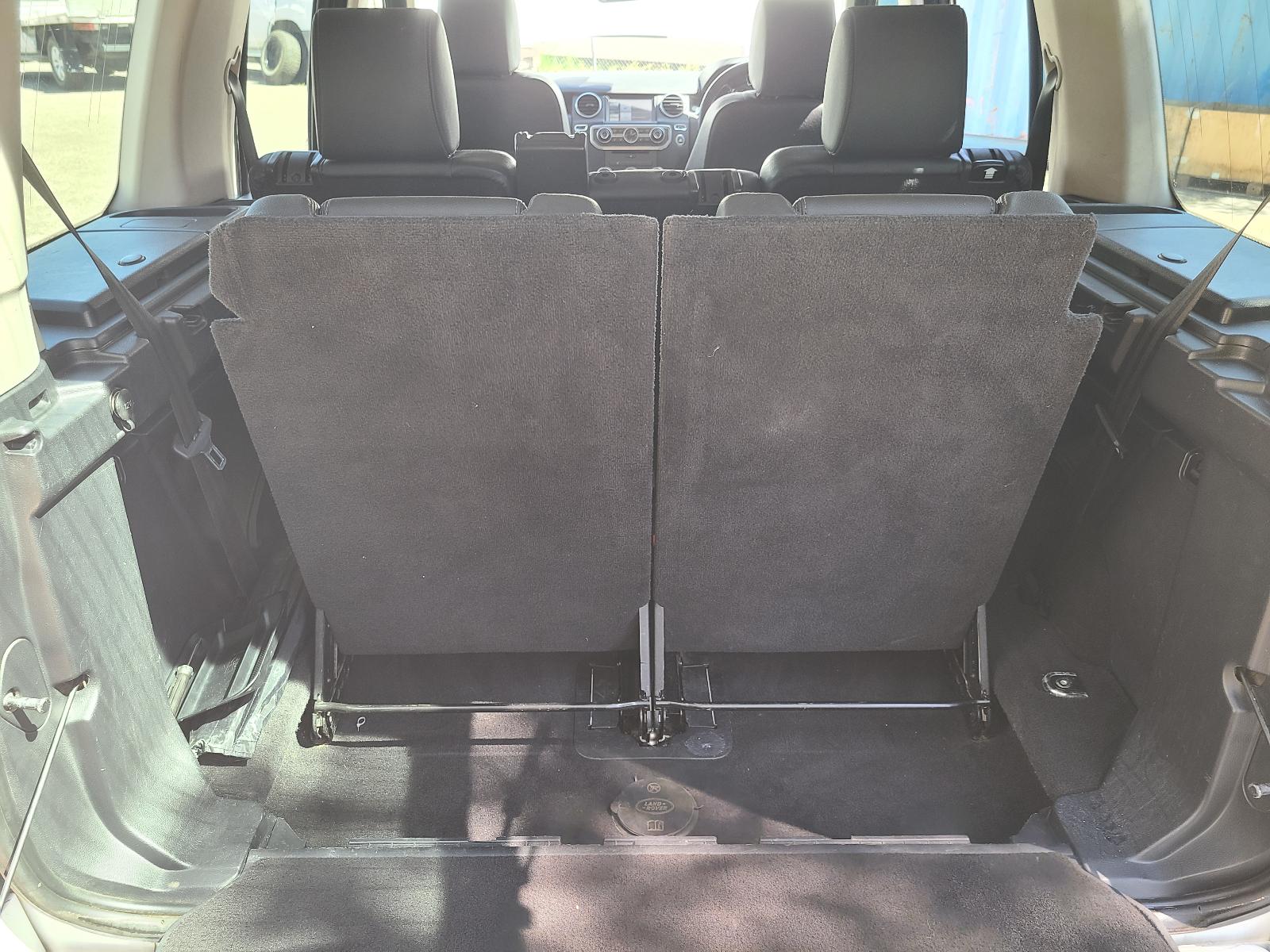 View Land Rover Discovery 2011 4 Door Station Wagon