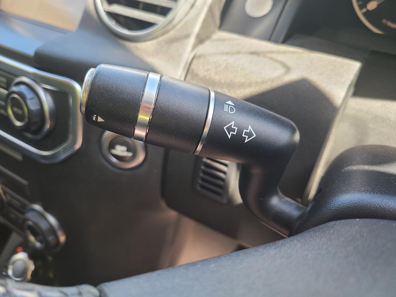 View Land Rover Discovery 2011 4 Door Station Wagon