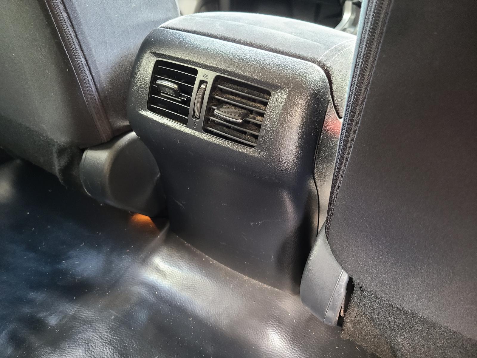 View Nissan Navara 2017 4 Door Utility