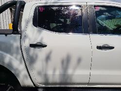 View Nissan Navara 2017 4 Door Utility