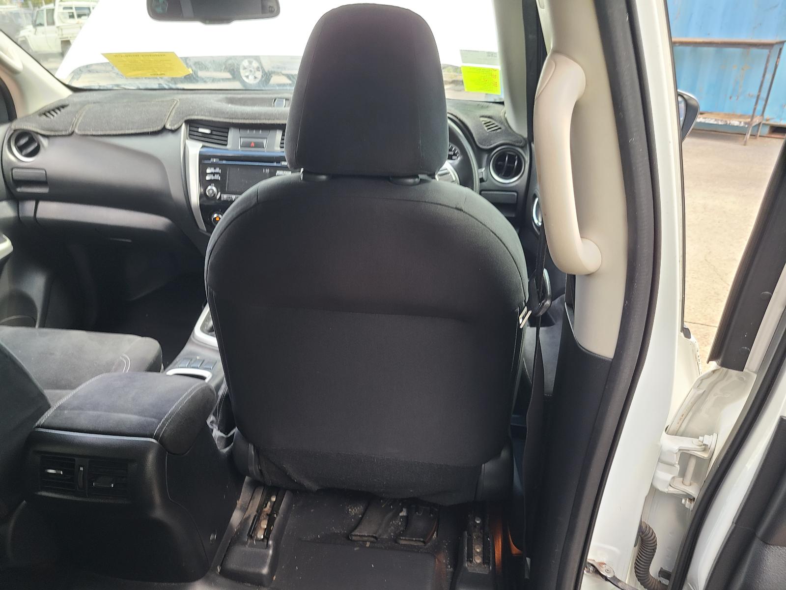 View Nissan Navara 2017 4 Door Utility