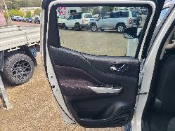 View Nissan Navara 2017 4 Door Utility