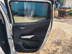 View Nissan Navara 2017 4 Door Utility