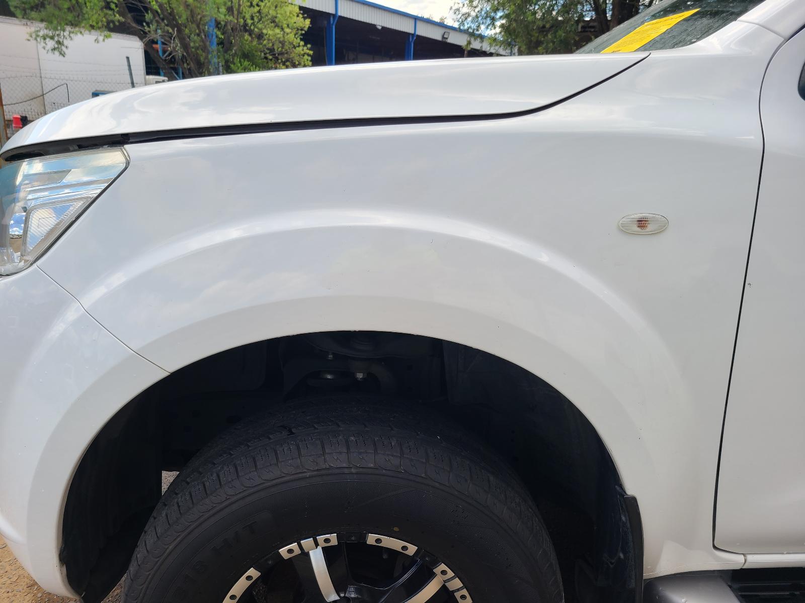 View Nissan Navara 2017 4 Door Utility