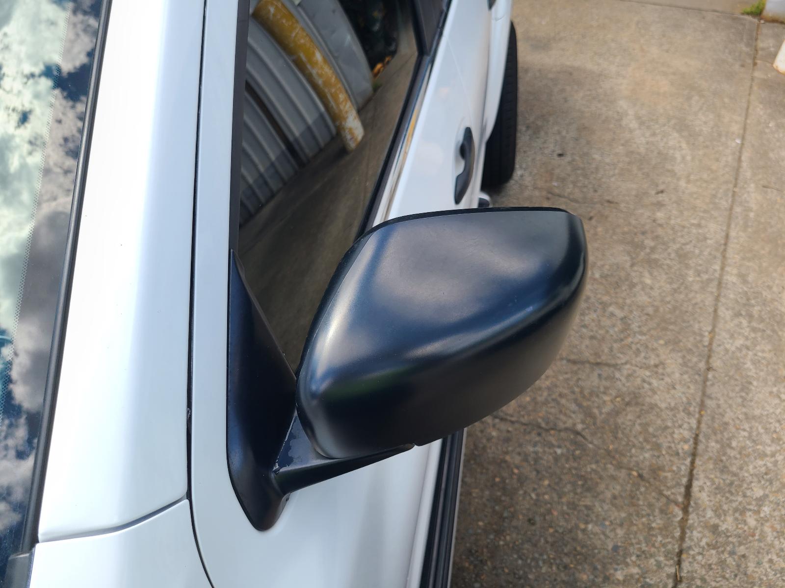 View Nissan Navara 2017 4 Door Utility