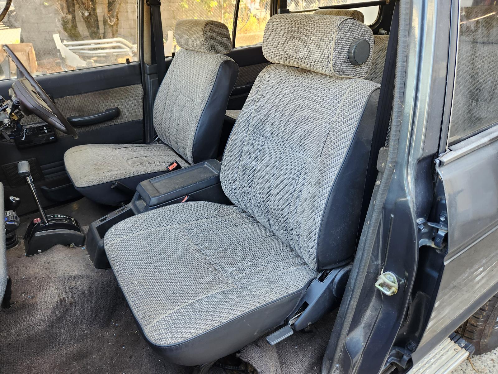 View Toyota Landcruiser 1988 4 Door Station Wagon