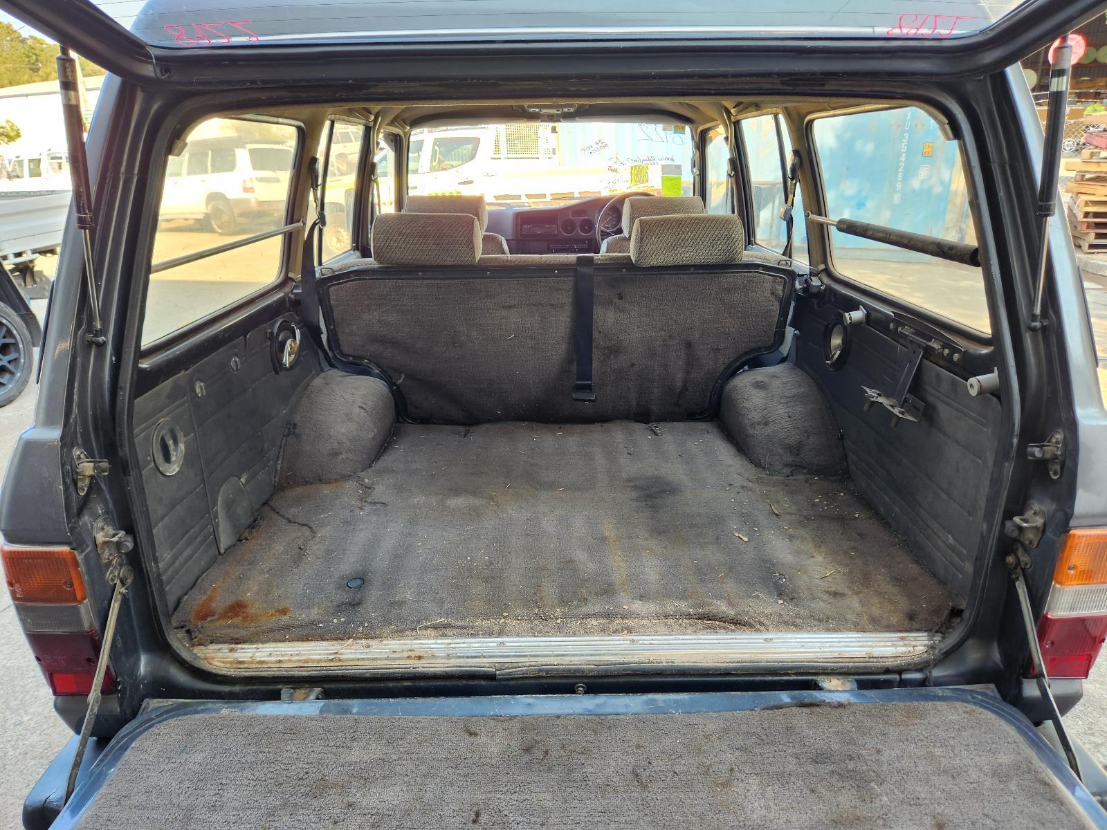 View Toyota Landcruiser 1988 4 Door Station Wagon