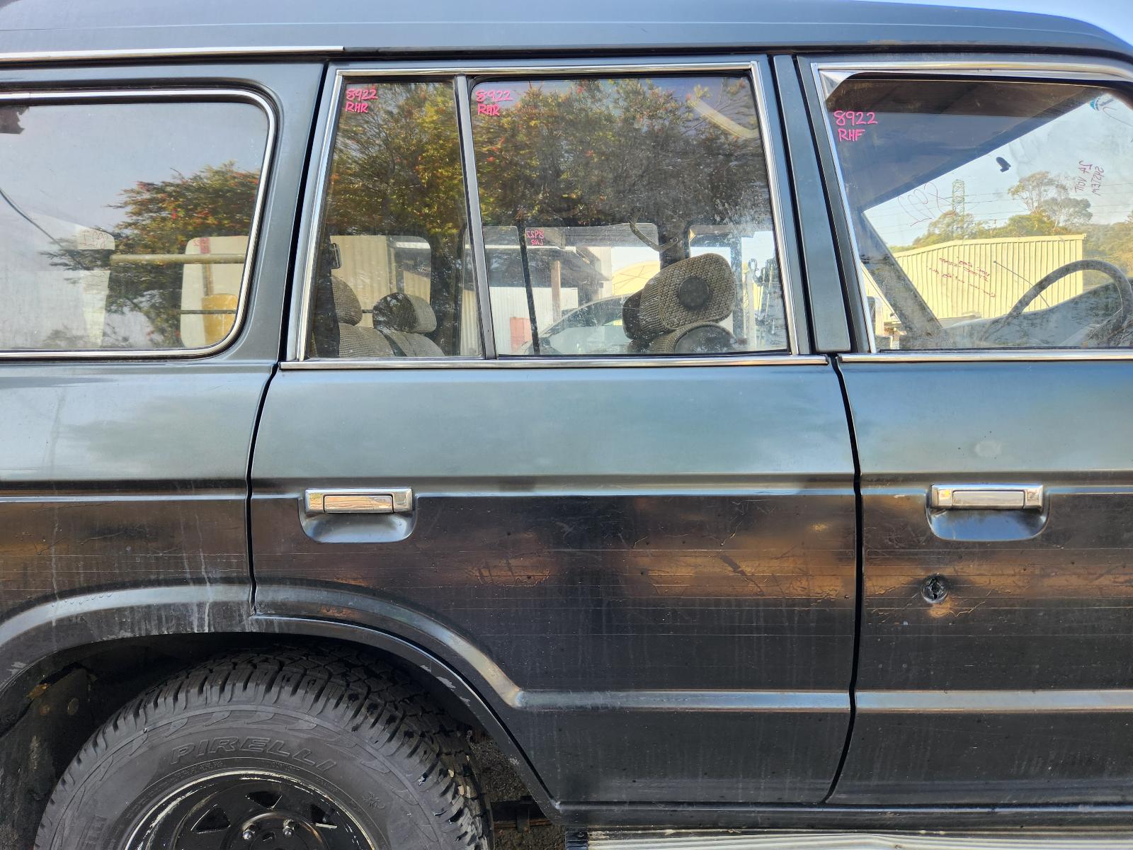 View Toyota Landcruiser 1988 4 Door Station Wagon