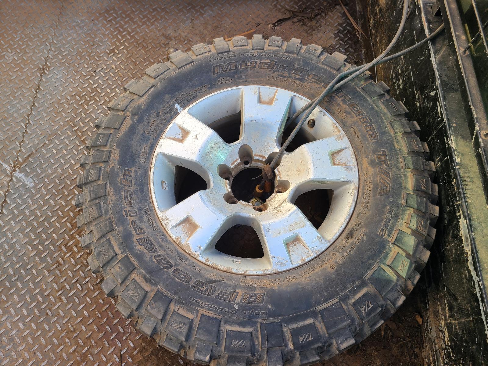 View Nissan Patrol 2011 2 Door Pickup