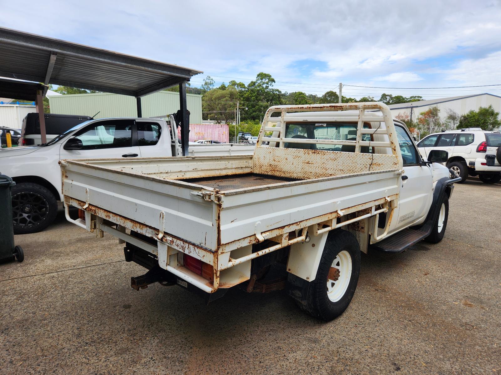 View Nissan Patrol 2012  