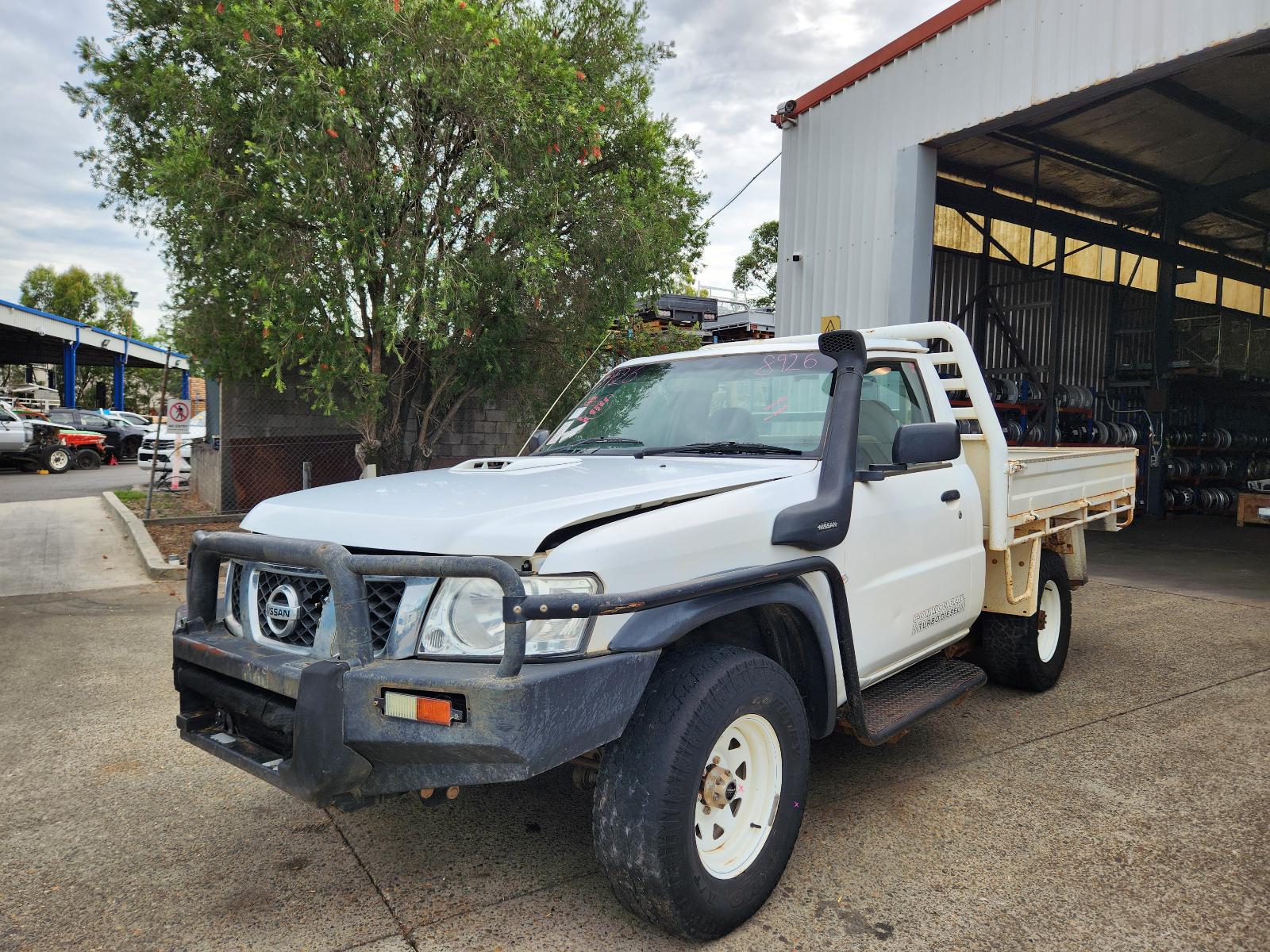 View Nissan Patrol 2012  