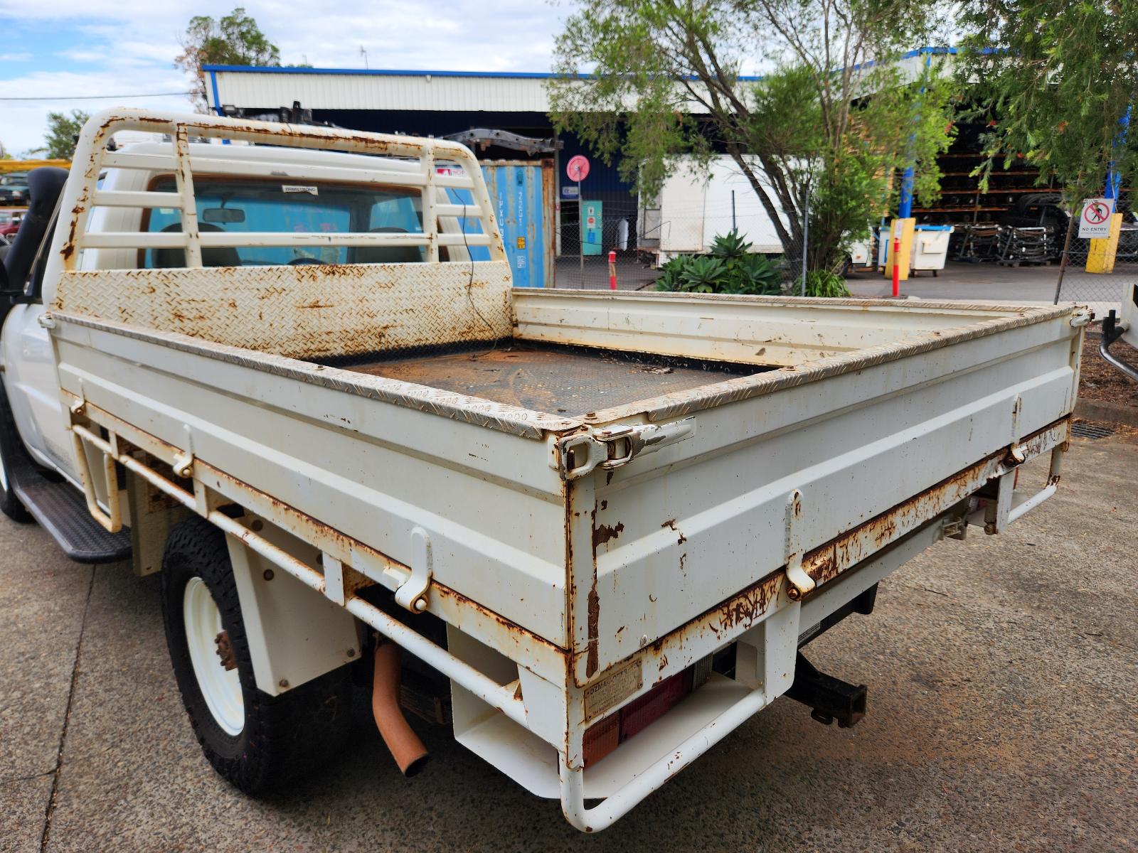 View Nissan Patrol 2012  