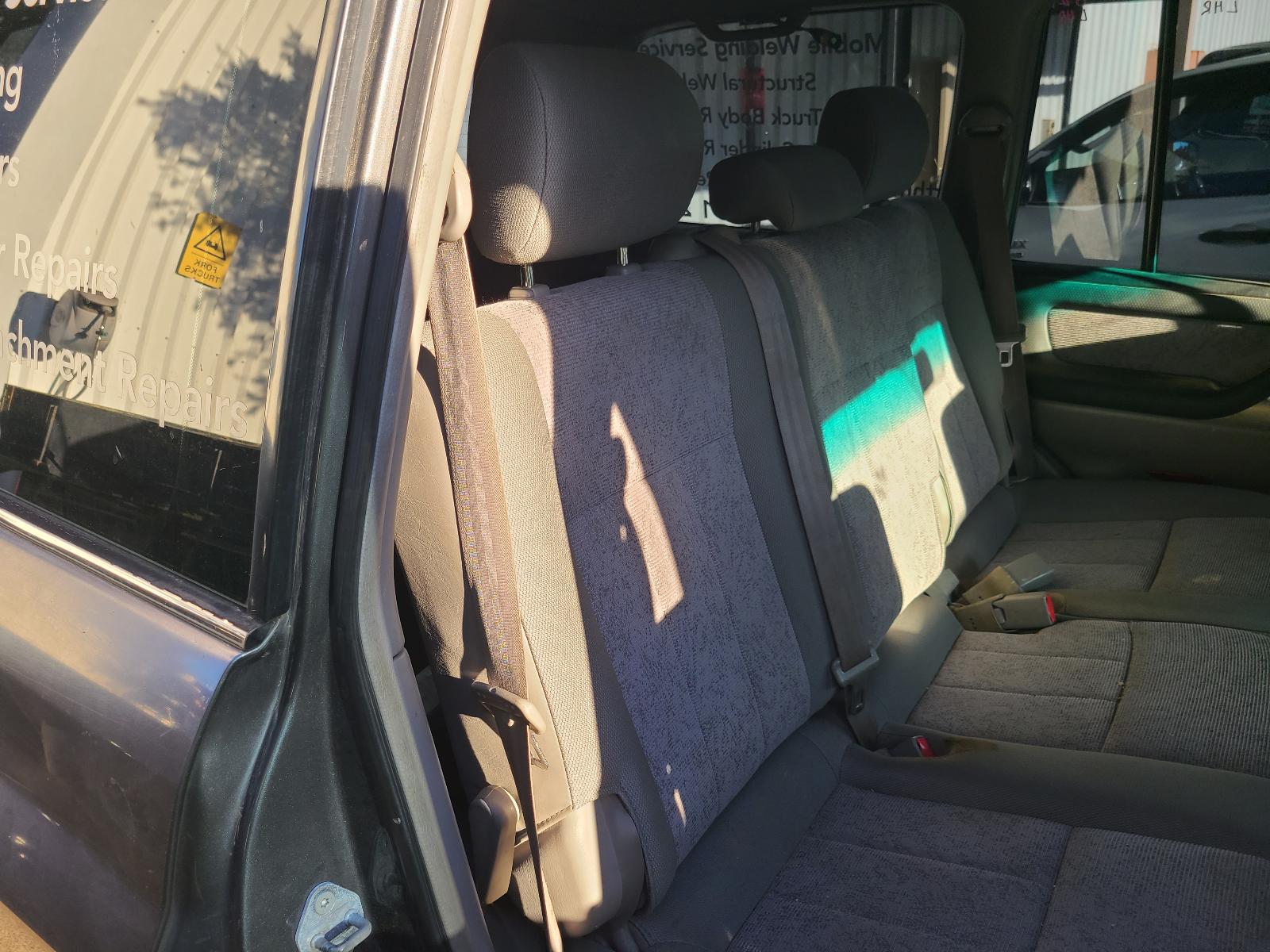 View Toyota Landcruiser 2004 4 Door Station Wagon