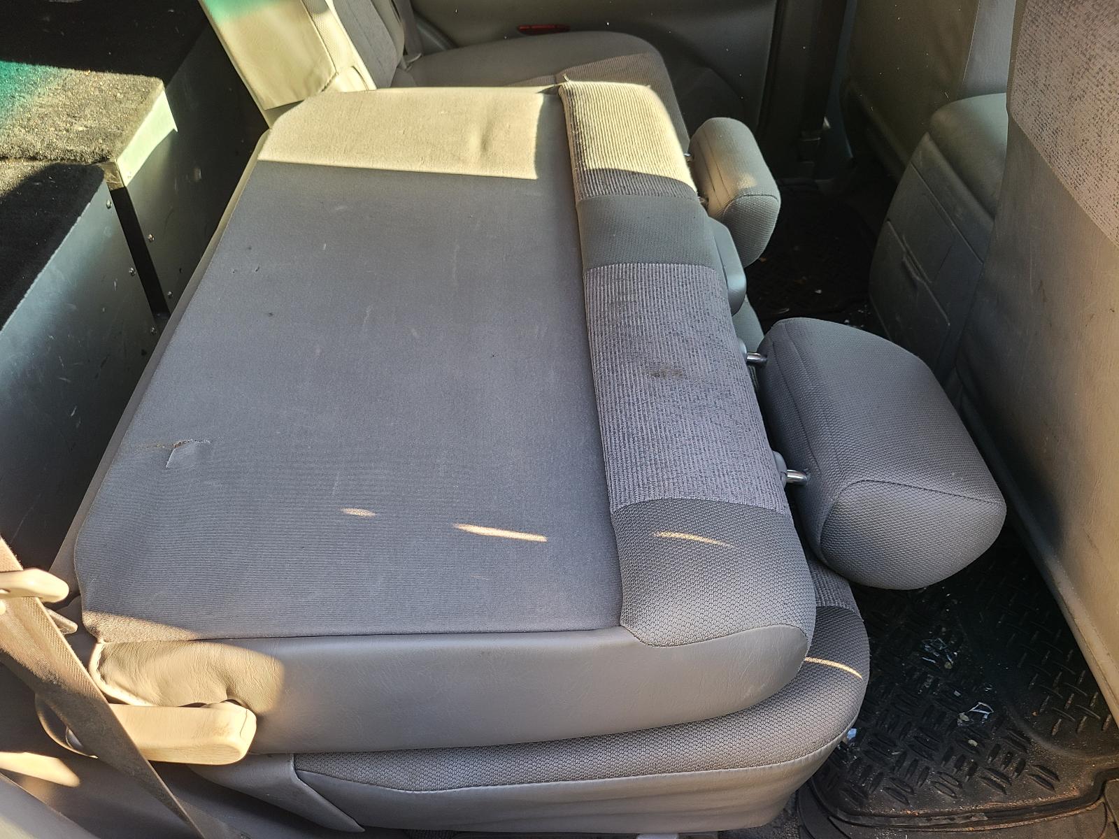 View Toyota Landcruiser 2004 4 Door Station Wagon