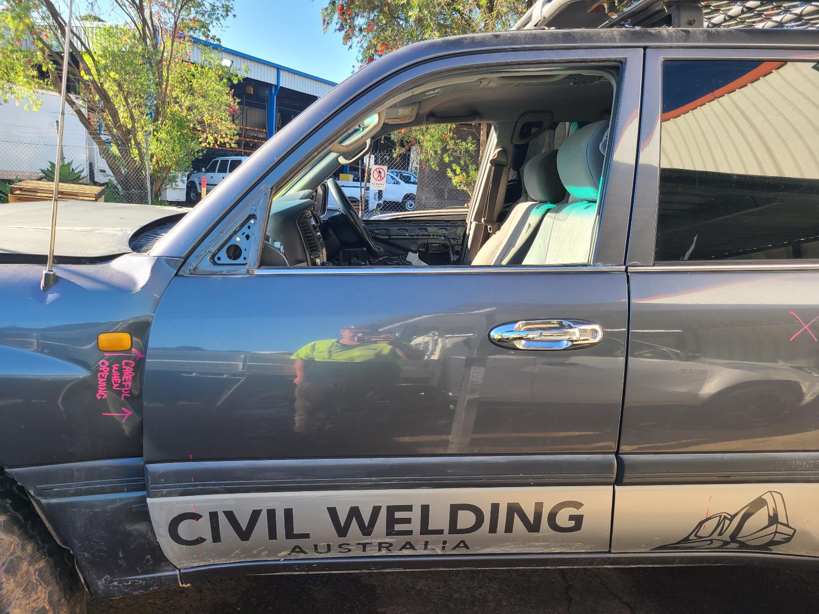 View Toyota Landcruiser 2004 4 Door Station Wagon