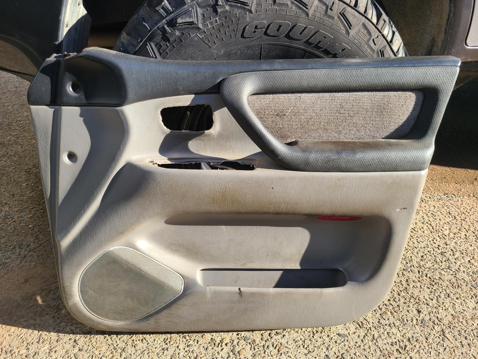 View Toyota Landcruiser 2004 4 Door Station Wagon