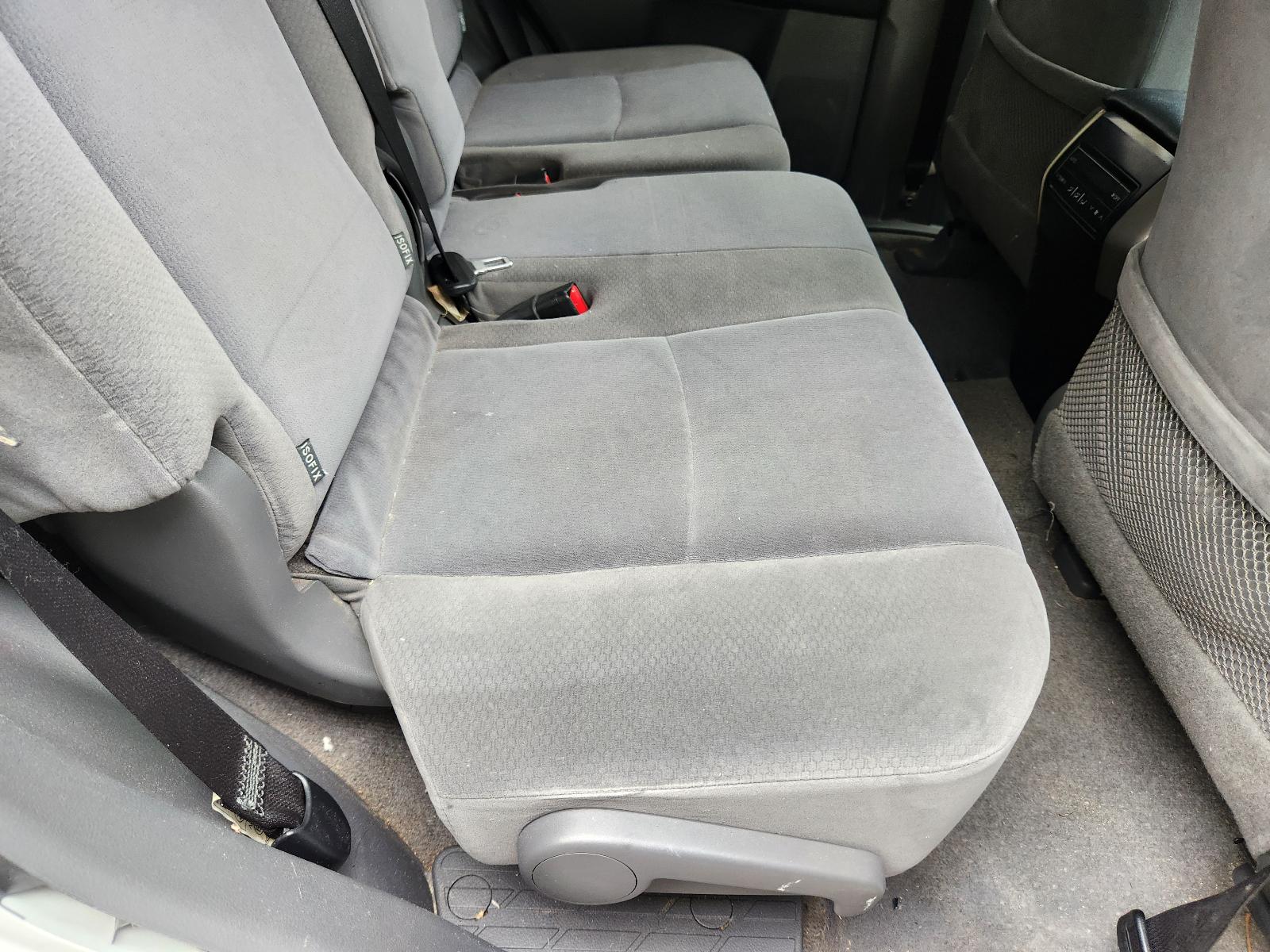 View Toyota Prado 2012  