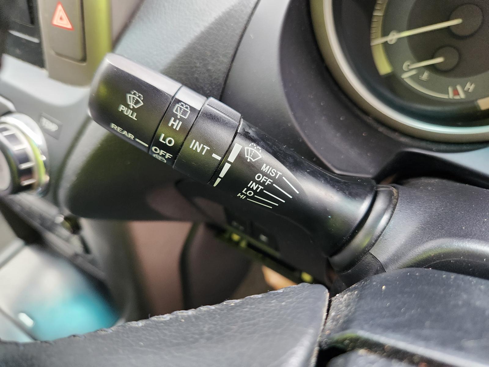 View Toyota Prado 2012  