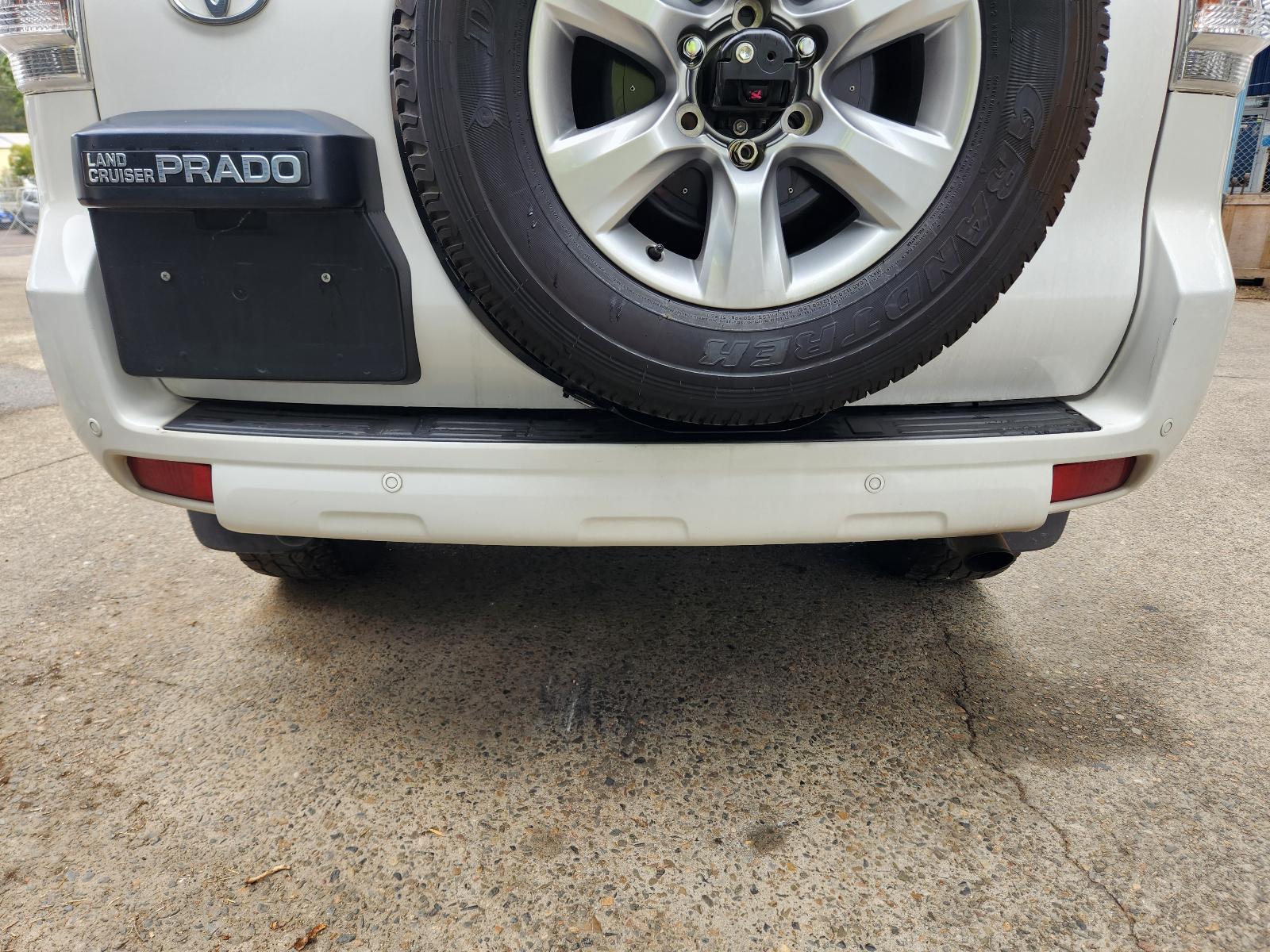 View Toyota Prado 2012  