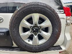 View Toyota Prado 2012  