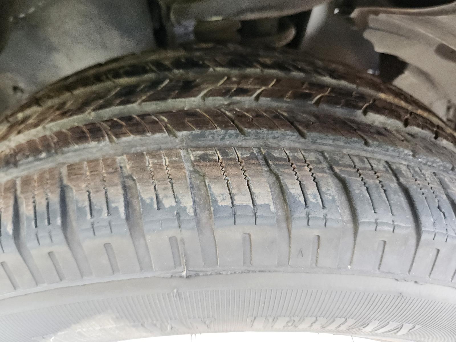 View Toyota Prado 2012  