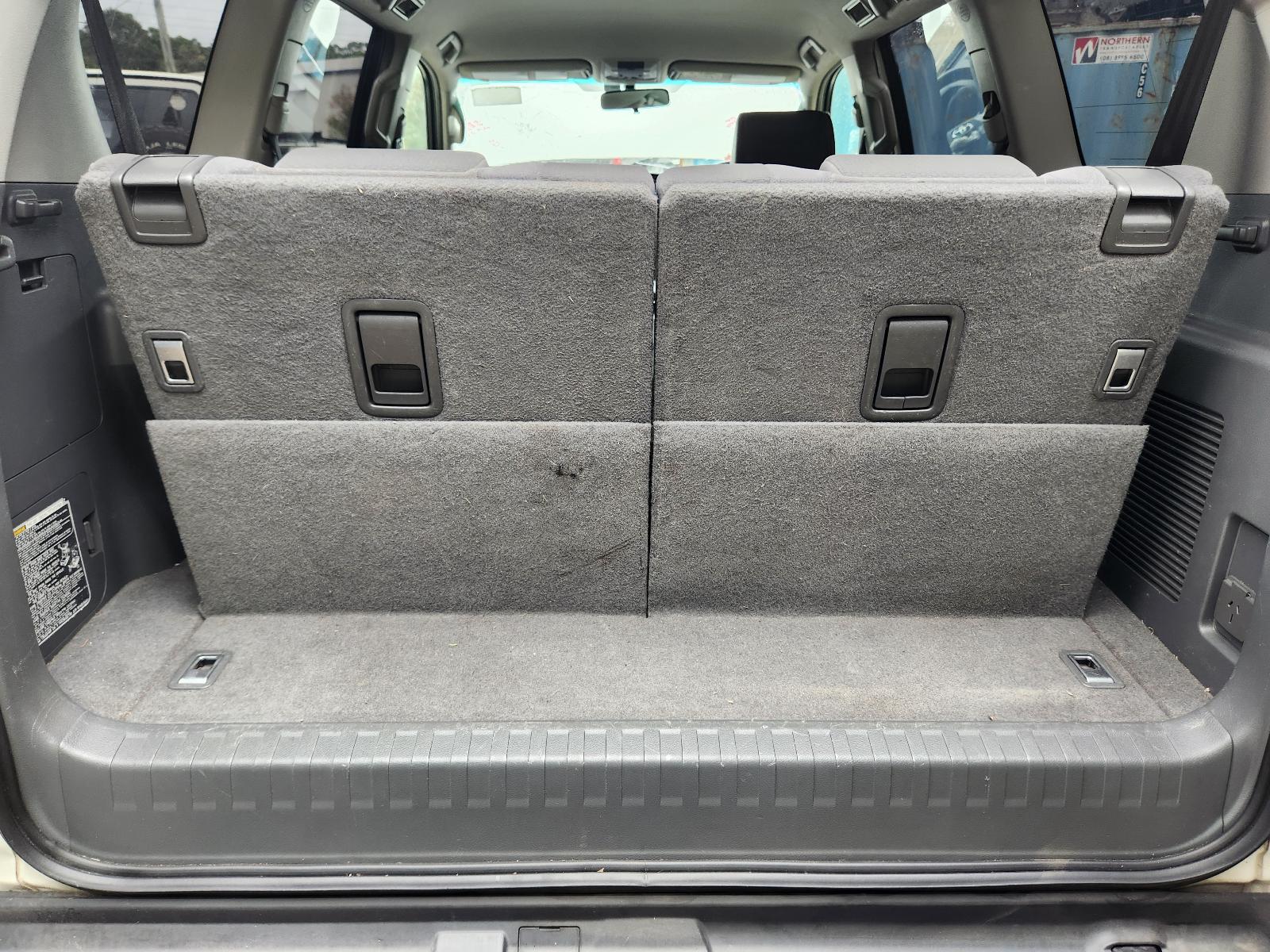 View Toyota Prado 2012  