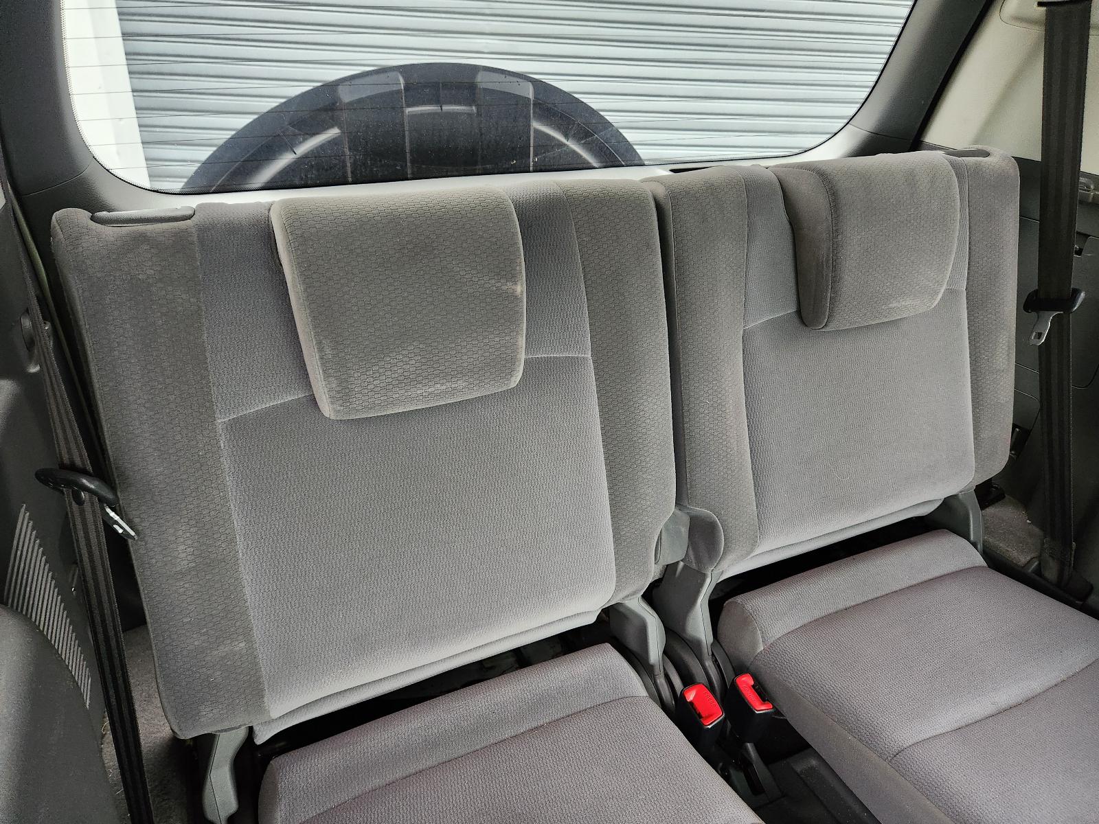 View Toyota Prado 2012  