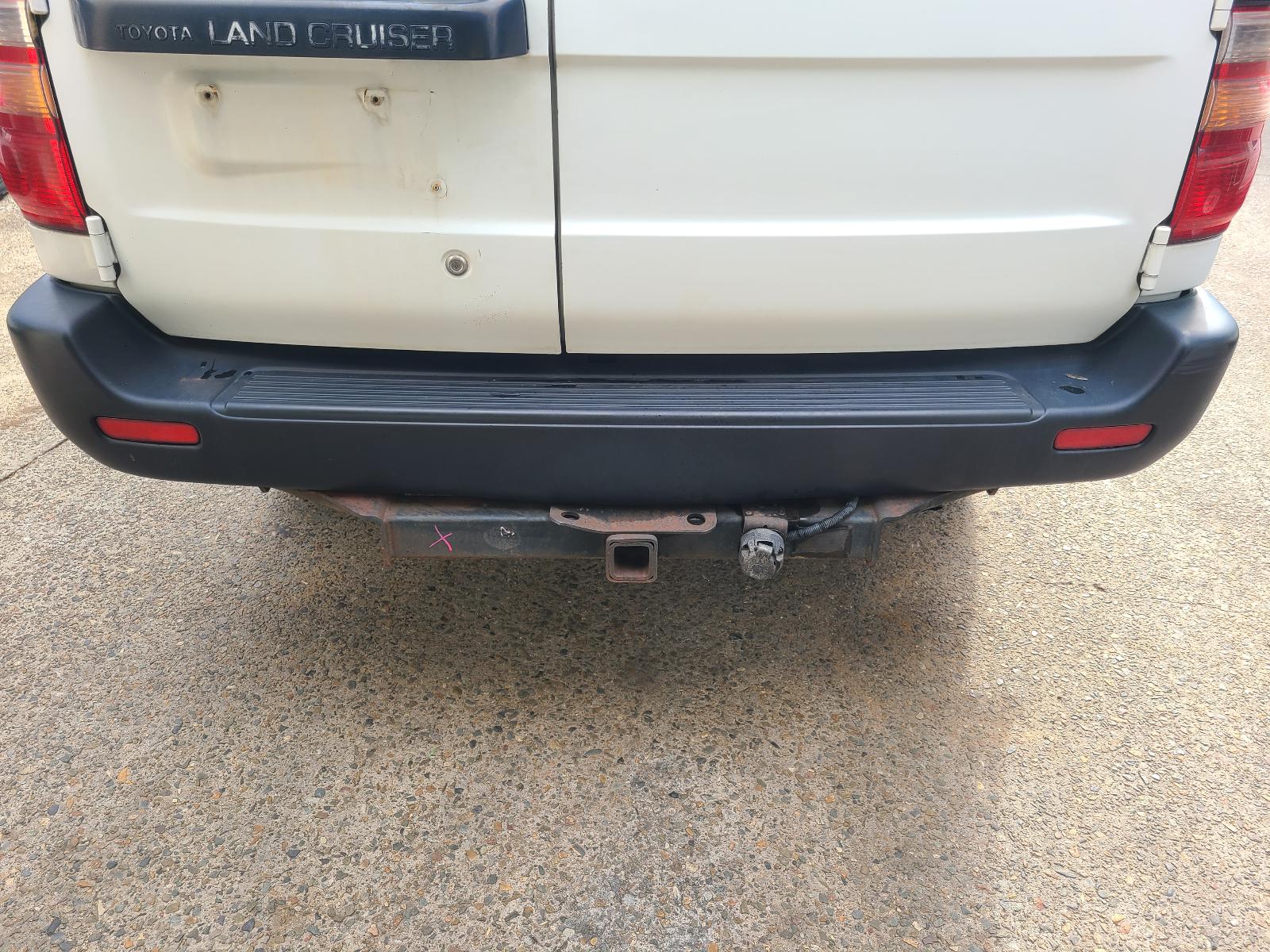 Toyota Landcruiser 2001 4 Door Station Wagon View Toyota Landcruiser 2001 4 Door Station Wagon